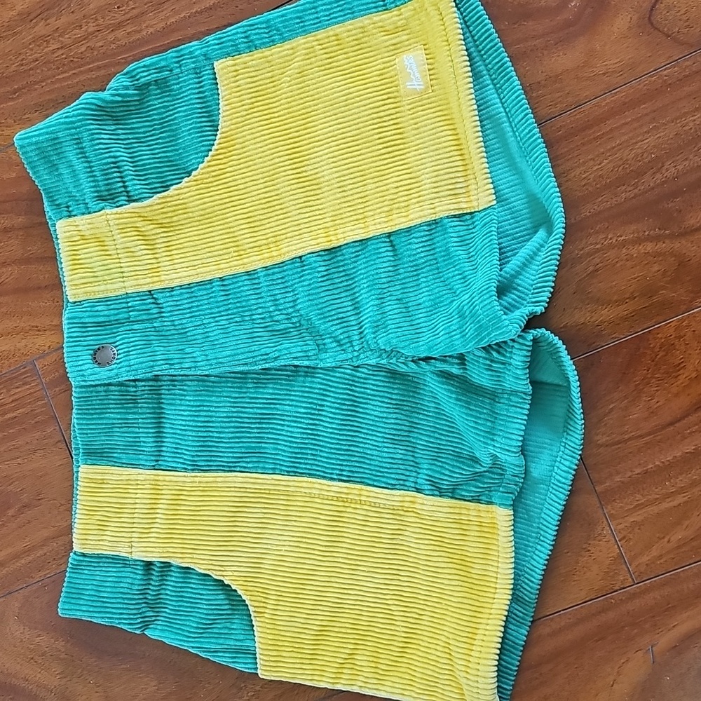 Hammies Womens Color Block Green And Yellow Cordroy Shorts Sz 28 EUC